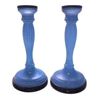 .Vintage 1930s Periwinkle Blue Depression Glass Candlestick Holders – Elegant Pair For Sale