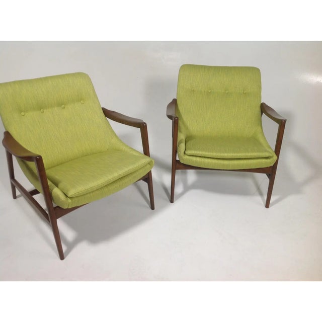 Modern Mid Century Lounge Chairs- A Pair For Sale - Image 4 of 5