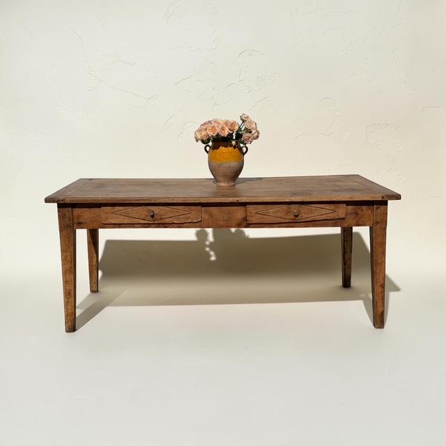 A remarkable 18th-century French Provincial walnut prep table, sourced in Provence, France. Crafted from beautifully aged...