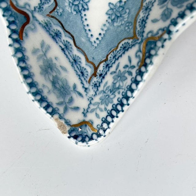 English Bone or Appetizer Crescent Plates by Henry Alcock - 1900s Set of 5 For Sale In Oklahoma City - Image 6 of 9