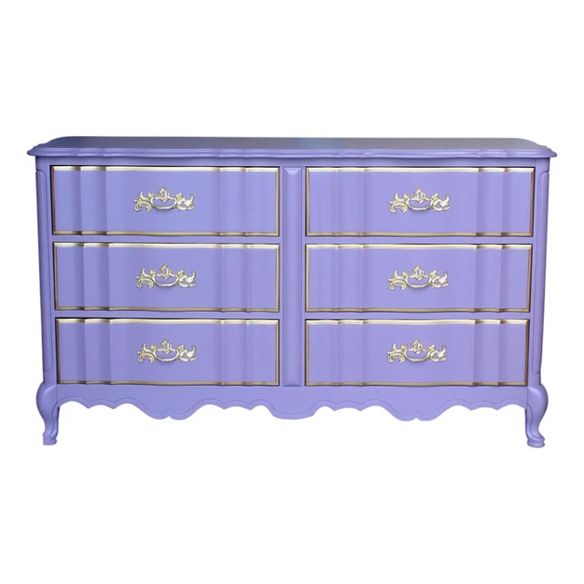 1970's French Provincial Lavender Dresser of Six Drawers For Sale