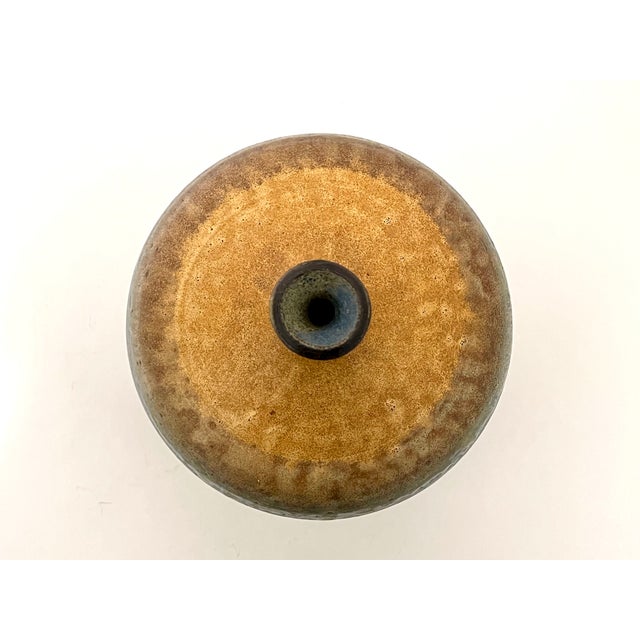 1970s Vintage 1971 Signed Chi Studio Pottery Bottle Vase Blue Amber Drip Glaze For Sale - Image 5 of 6