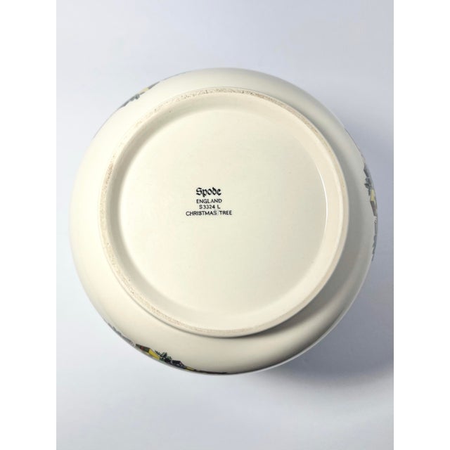 White 1980s Spode “Christmas Tree” Ceramic Dinnerware Serving Hostess Set - 9 pieces For Sale - Image 8 of 12