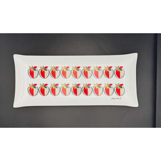 Large Mid 20th Century Georges Briard Glass Strawberry Serving Tray For Sale - Image 9 of 12