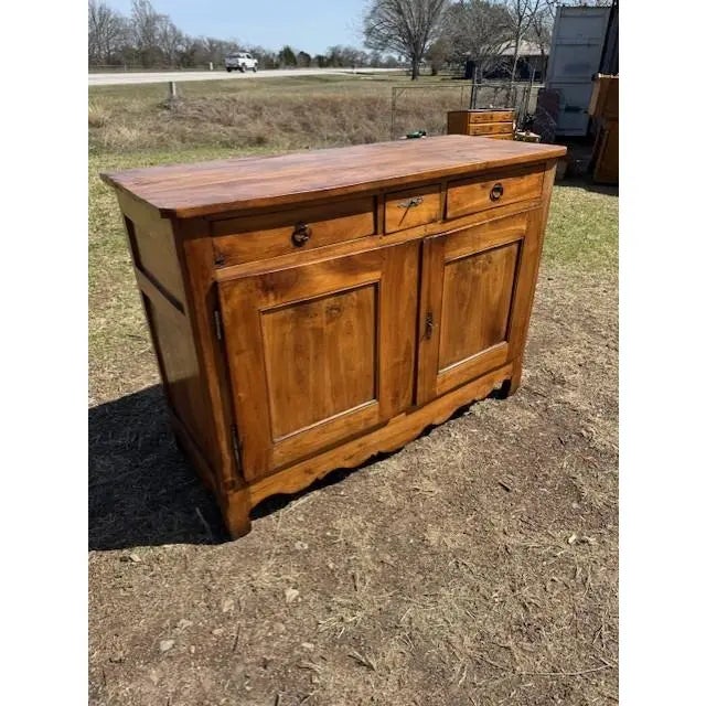 18th Century French Country Louis XV Walnut Sideboard / Buffet For Sale - Image 16 of 18