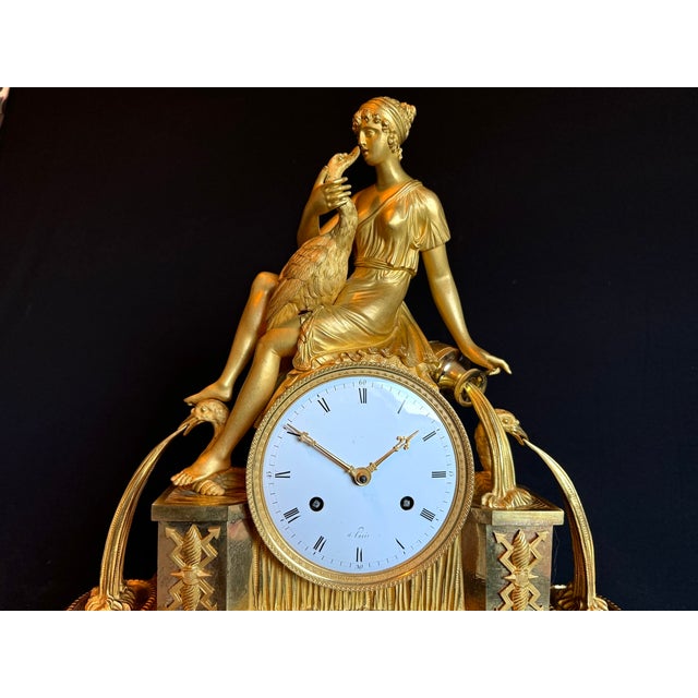 Early 19th Century 1800 French Artisan Empire Gold Bronze Mantel Clock For Sale - Image 5 of 18