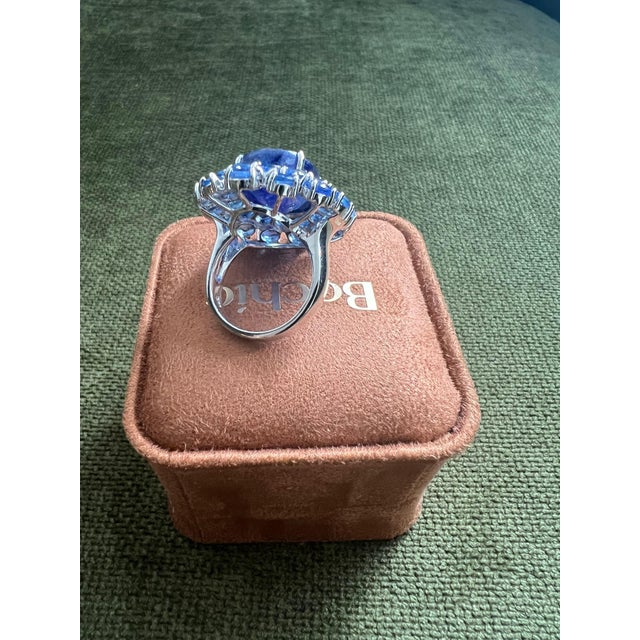 Bochic "Orient" Natural Blue MUlti Sapphire Set In 18K White Gold & Silver For Sale - Image 13 of 18