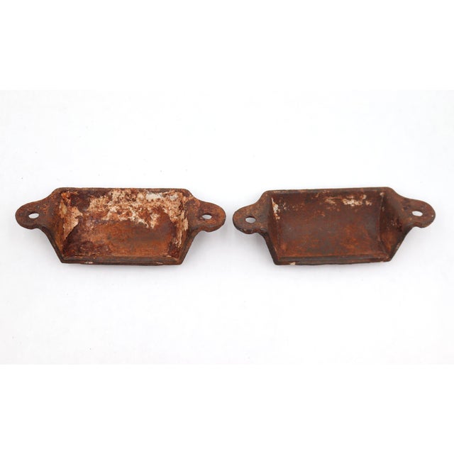 Early 20th Century Pair of Antique Aesthetic 3.5 In. Black Cast Iron Drawer Bin Pulls For Sale - Image 5 of 5
