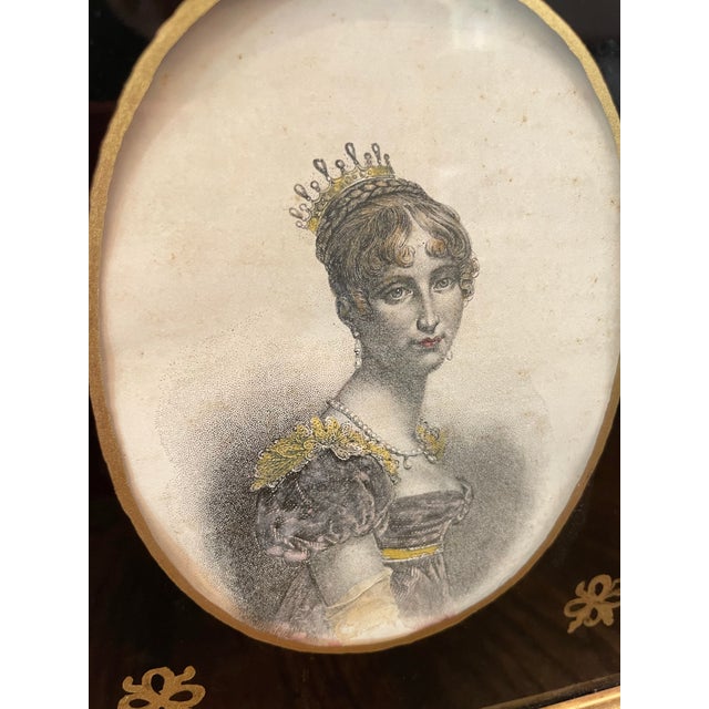 19th Century Antique Pair of Hand-Colored Napoleonic Era Portrait Engravings – Hortense De Beauharnais & Louis Desaix With Verre Églomisé Mats, Early 19th Century For Sale - Image 5 of 8