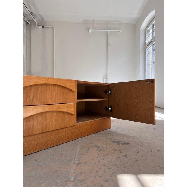 Brown Oak Chest of Drawers from Gerneth For Sale - Image 8 of 11
