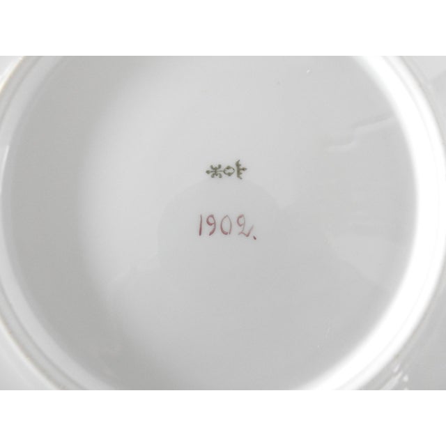 1902 Hermann Ohme Hand-Painted Political Satire Porcelain Cabinet Plates - Set of 4 For Sale - Image 11 of 13
