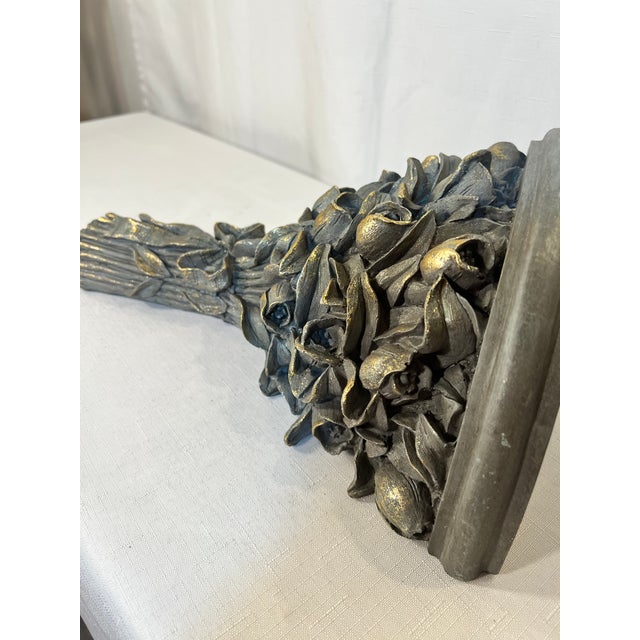 Plastic Vintage Shabby Chic French Grey Wall Bracket With Gilded Rose Bouquet Design For Sale - Image 7 of 11