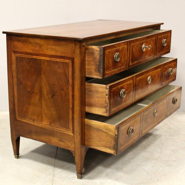 18th Century Louis XVI Chest of Drawers in Walnut For Sale - Image 5 of 14