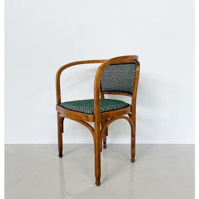 N° 715 Armchair in Fabric and Wood by Gustav Siegel for Kohn, Austria, 1900s For Sale - Image 4 of 7