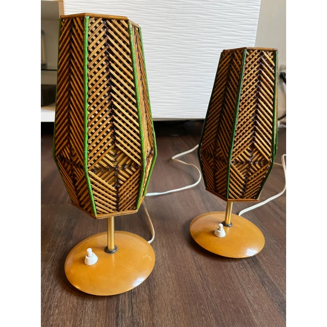 1960s Mid Century Table Lamps in Rattan and Base in Wood, Italy - Set of 2 For Sale - Image 4 of 8