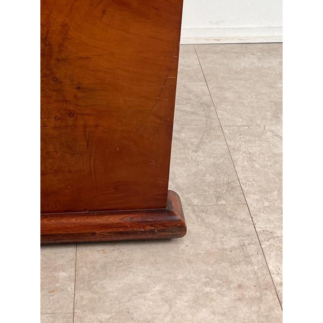 Large Vintage Art Deco Italian Club Chair in Burl Walnut and Green Fabric, 1930s For Sale - Image 16 of 18