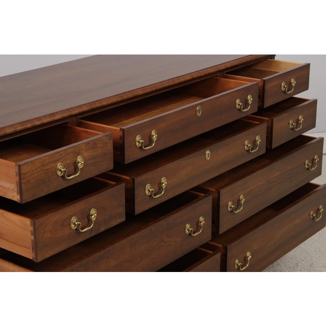 1990s Stickley Cherry Valley 10 Drawer Dresser For Sale - Image 5 of 14