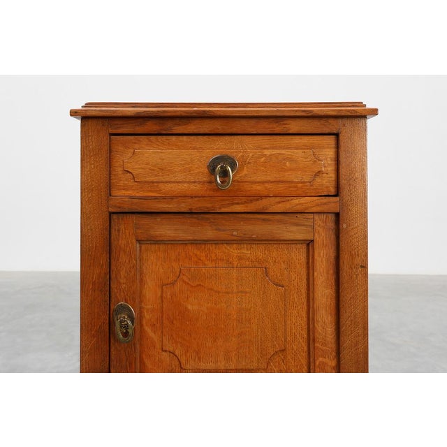 Art Deco Nightstand in Oak with Turned Legs, France, 1920 For Sale - Image 3 of 11