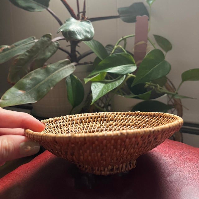 1970s Woven Grass Pedestal Bowl For Sale - Image 4 of 4