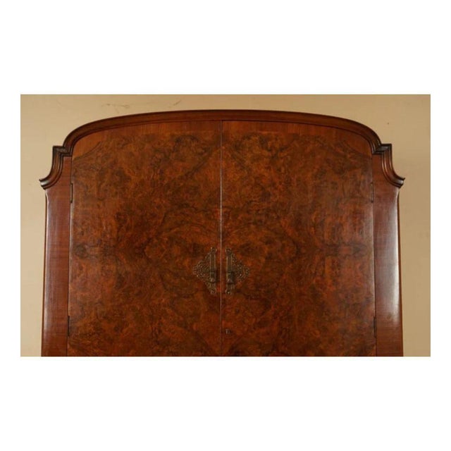 Art Deco Burr Walnut Double Wardrobe, England, 1940s For Sale - Image 4 of 13