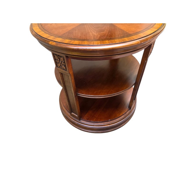 Wood 1990s Ethan Allen Newport Banded Round Drum Lamp End Table Pedestal Side For Sale - Image 7 of 15