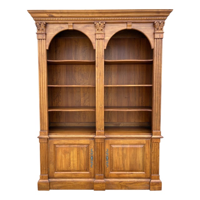 1990s Ethan Allen Legacy Maple Double Arched Library Bookcase Cabinet Hutch Display For Sale