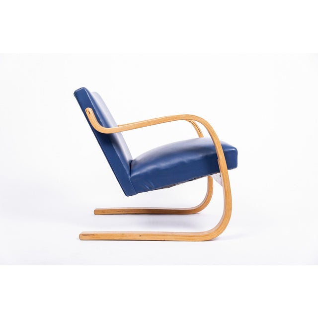 Early Production Bauhaus 402 Blue Arm Chair by Alvar Aalto, Made in Finland, 1930s For Sale In Detroit - Image 6 of 14