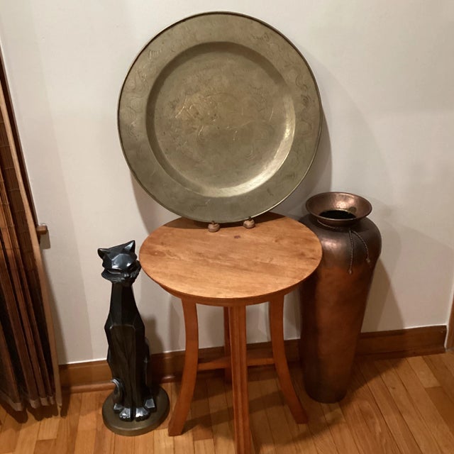 Metal Antique Big & Heavy Chinese Etched Brass Tray Asian Motif For Sale - Image 7 of 12