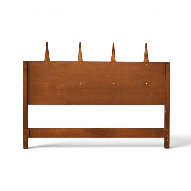 1960s Specialty Woodcraft Sculpted Diamond Vintage Mid Century Modern Queen Headboard C. 1960s For Sale - Image 5 of 5