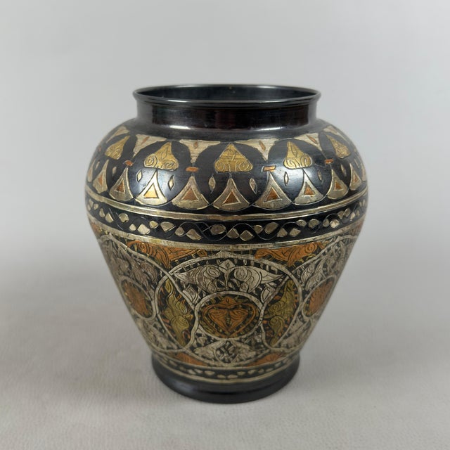 Oriental Vase with Engraved Brass and Gilded Silver For Sale - Image 11 of 11