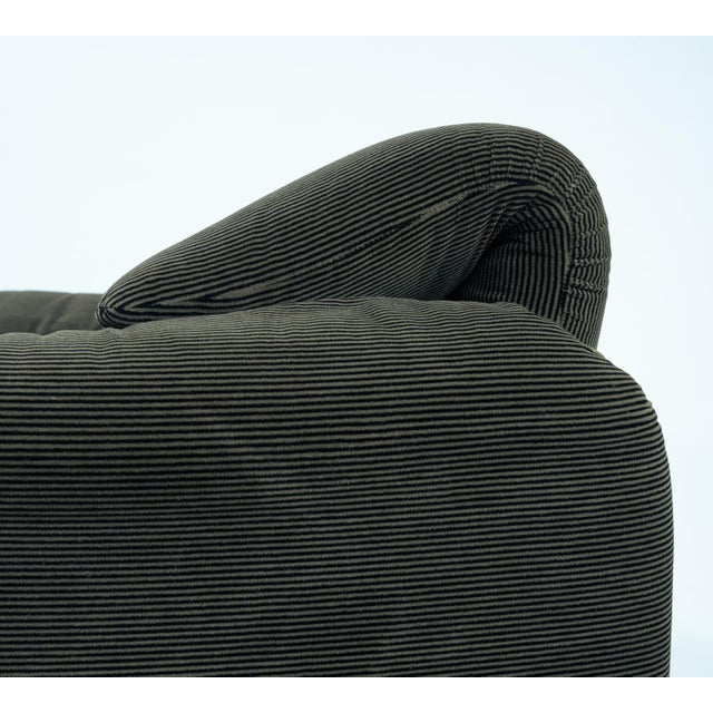 Green Striped Maralunga Chair by Vico Magistretti for Cassina, 1970s For Sale - Image 17 of 18