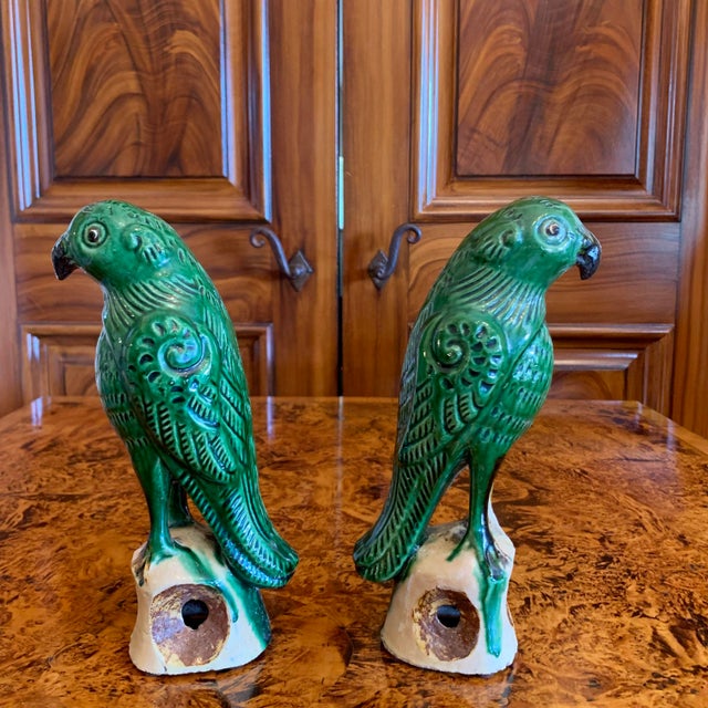 Pair of Antique Sancai Glazed Chinese Export Parrots For Sale - Image 11 of 12