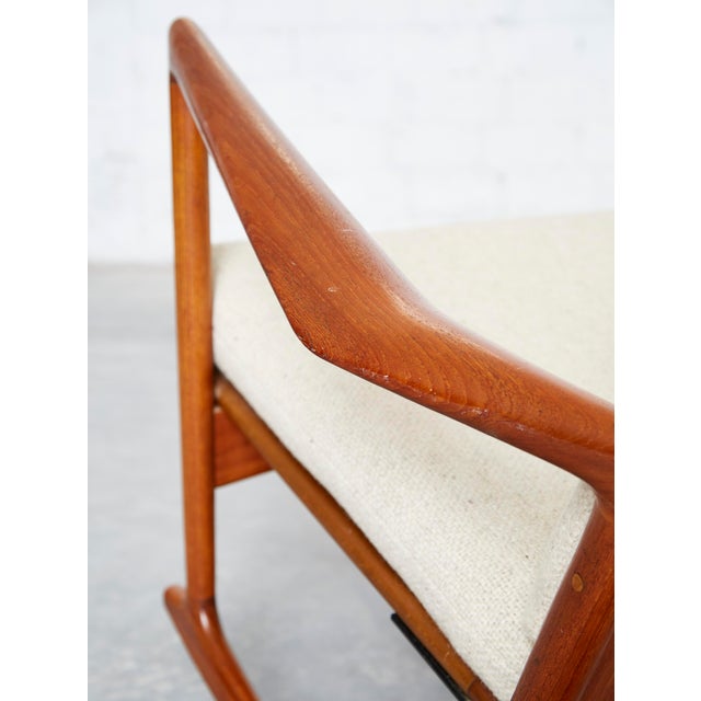 Model 650-15 Rocking Chair by Ib Kofod-Larsen for Chr. Linneberg Møbelfabrik, 1960s For Sale - Image 17 of 18