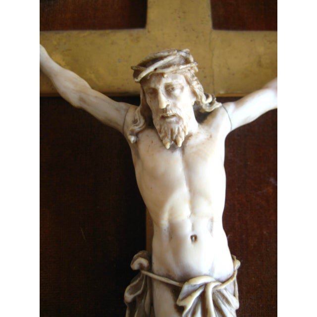 French Crucifix Gilded Frame 1700 Hundreds For Sale - Image 4 of 13