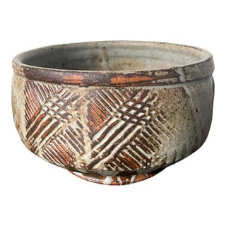 Large Ceramic Bowl with Carving by Warren Mackenzie For Sale