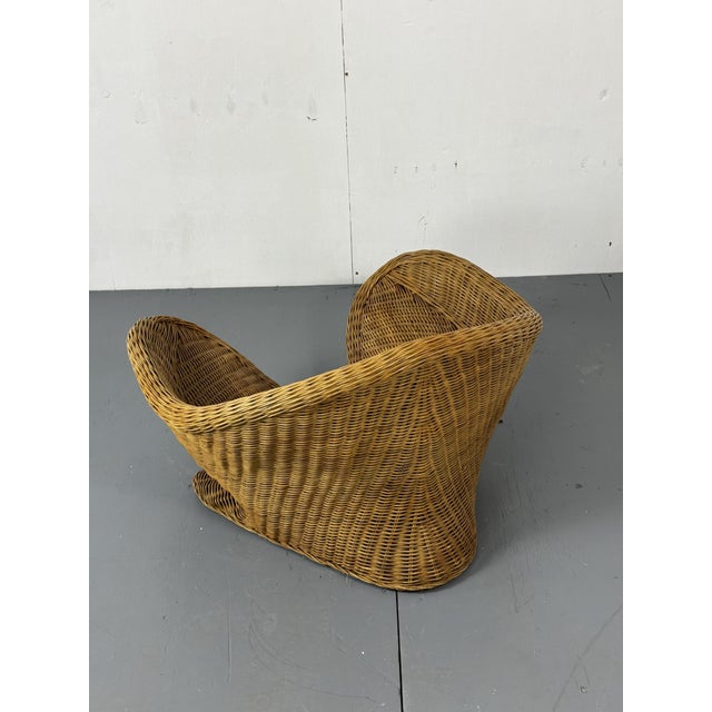 Vintage Lotus rattan and bamboo meditation chair dating from the 70s. The wide design of the seat allows you to sit in the...