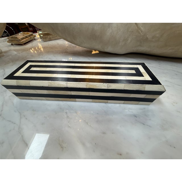 Vintage Black and Ivory Striped Bone Inlay Box, Italy For Sale In Los Angeles - Image 6 of 7