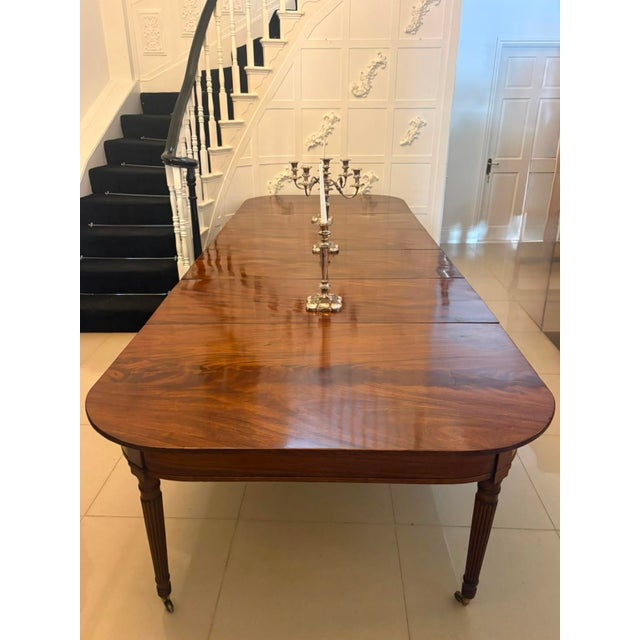 Wood Antique Regency 14 Seater Extending Dining Table in Mahogany with 8 Reeded Legs, 1830 For Sale - Image 7 of 18