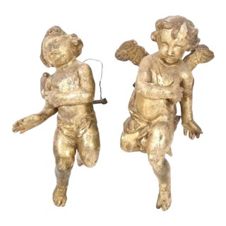 18th Century Italian Baroque Winged Putti Sculptures in Carved Wood For Sale