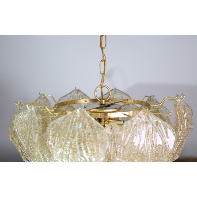 1980s Italian Amazing Large Murano Glass Gold Leaves Chandelier For Sale - Image 12 of 14