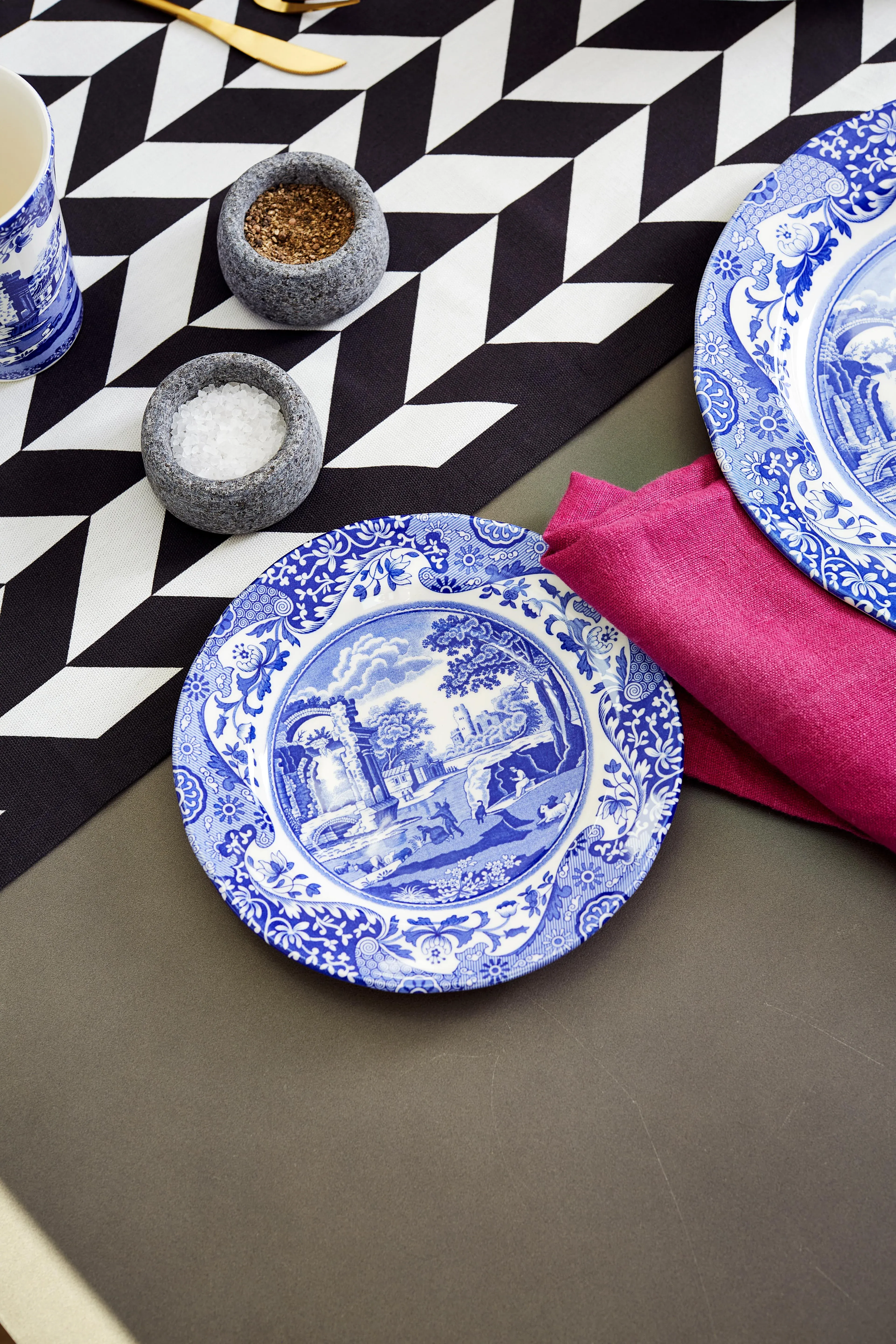 Spode Blue Italian 12-Piece Dinnerware Set with Mug, Service for