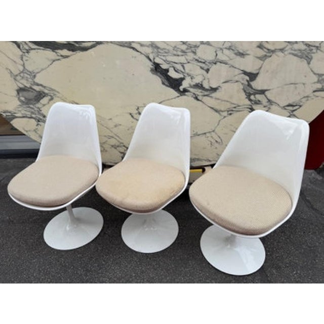 Tulip Swivel Chairs by Eero Saarinen for Knoll International, 1980s, Set of 4 For Sale - Image 4 of 12