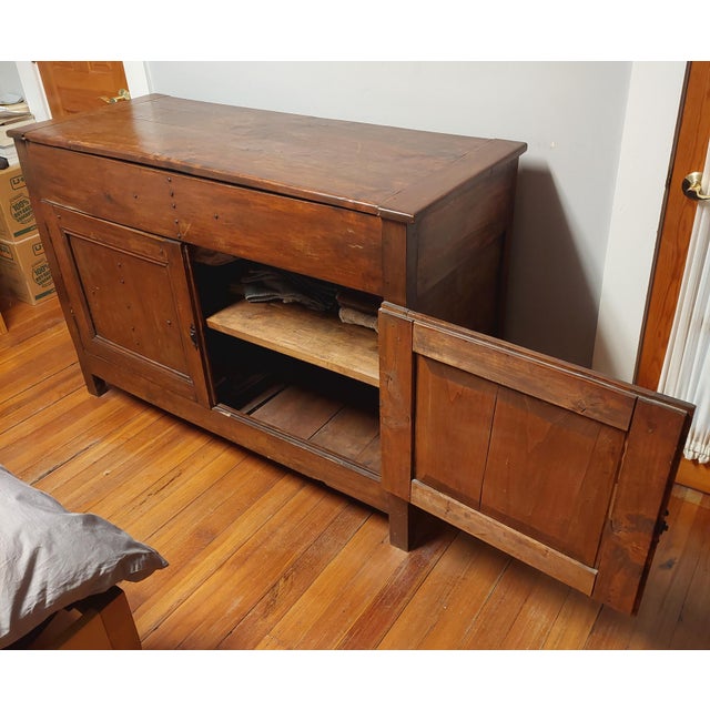 1900 - 1909 Antique French Provincial Rustic Pine & Fruitwood Lift-Top Buffet Sideboard For Sale - Image 5 of 11