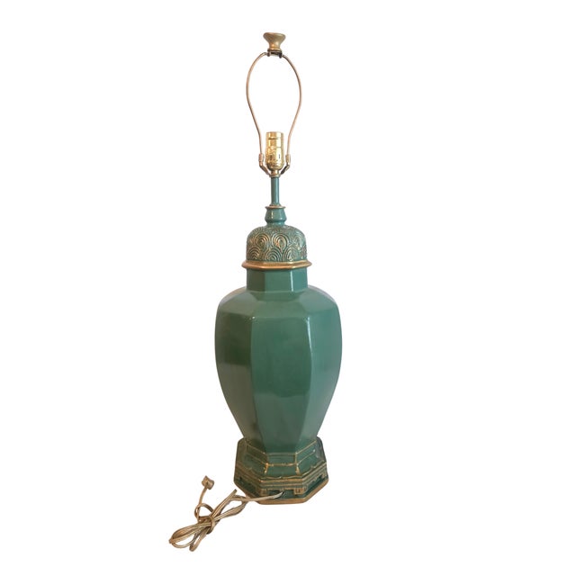 1970s Hollywood Regency Custom Lacquered Emerald Green & Gilt Chinoiserie Table Lamp For Sale - Image 4 of 18