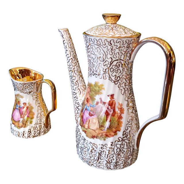 Vintage Teapot and Fragonard Jug, 1930 For Sale