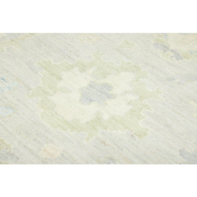Light Gray Field Multicolor Handwoven Turkish Oushak Rug 8'5" X 12'4" For Sale - Image 4 of 7