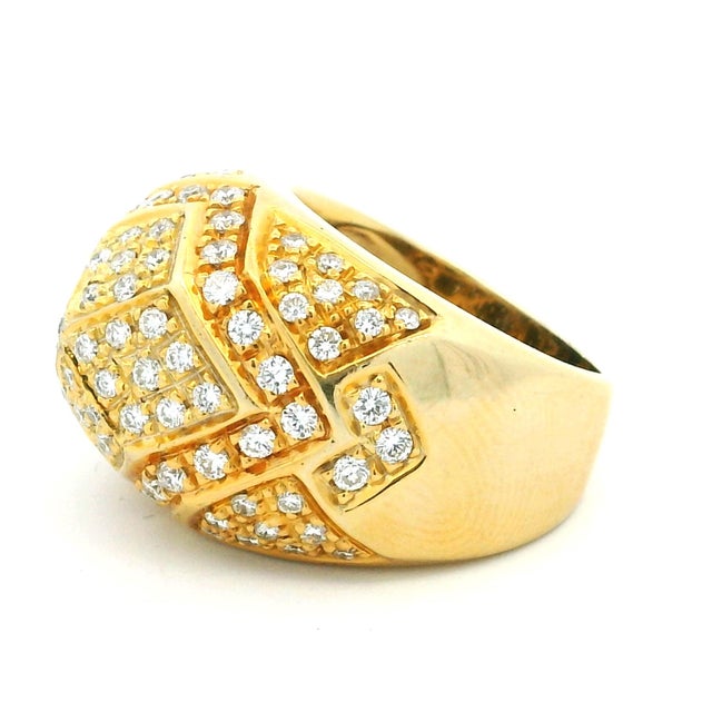 Metal Vintage Italian 18k Gold Pavé Diamond Dome Ring, 1.75 Carats, Size 6 For Sale - Image 7 of 9
