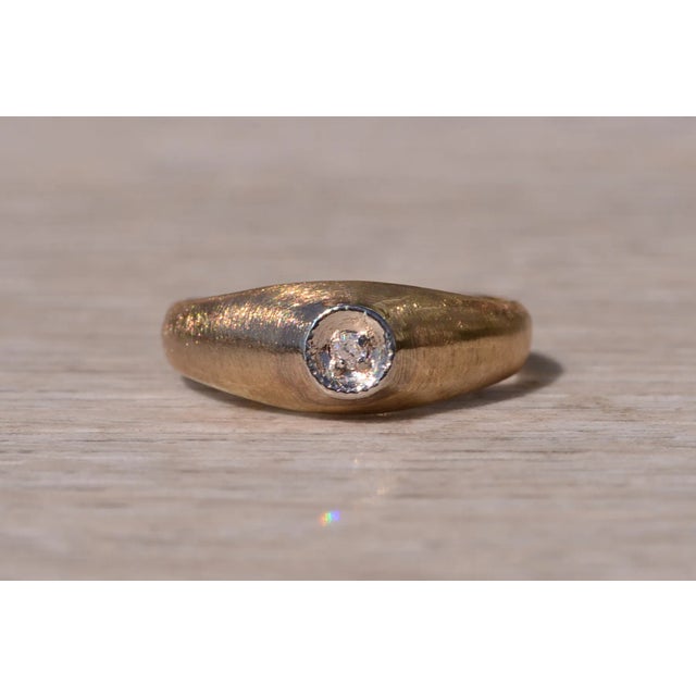 Gold The Russellville: Childrens Diamond Ring in Yellow gold For Sale - Image 8 of 10