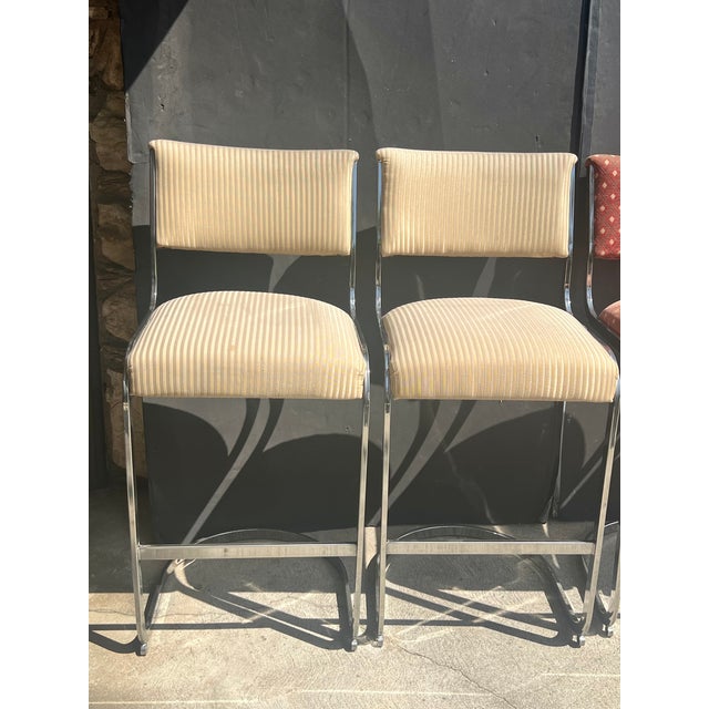 Mid-Century Modern Set of 4 1970s Milo Baughman Style Modernist Chrome Bar Stools by Cal-Style – Project Set For Sale - Image 3 of 17