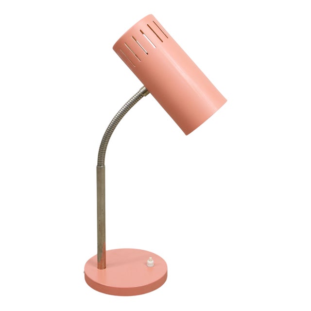 Mid-Century Modern Italian Gooseneck Table Lamp in Salmon and Chrome For Sale
